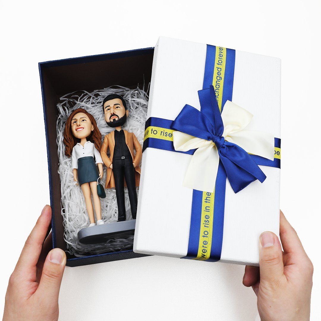 Personalizirani Surf Bobblehead - surfajući par s graviranjem