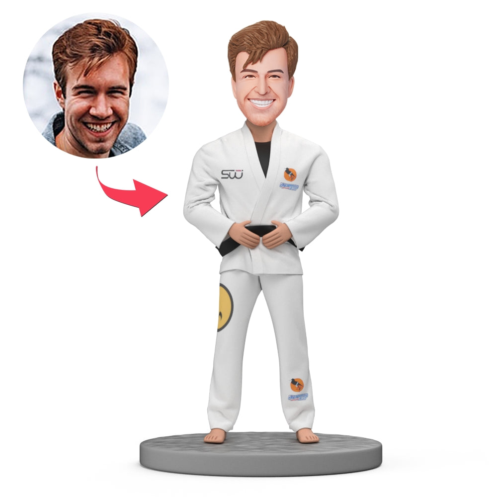 Personalizirani karate/taekwondo bobblehead – za entuzijaste, sportaše i trenere s graviranjem