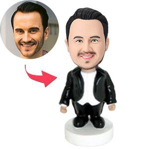 Personalisierter Opernsänger-Bobblehead – In schwarzem Smoking mit Gravur